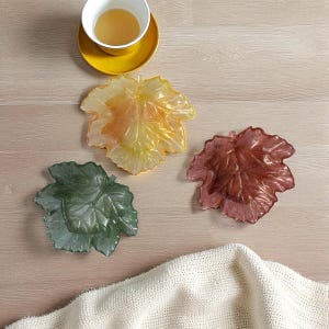 Autumn Leaf Resin Trinket Tray Set –Decorative Fall Leaf Dishes for Jewelry, Keys, or Candles | Handmade Leaf Coasters